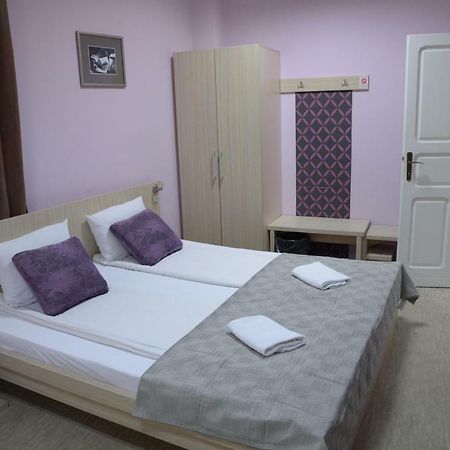 Guest House Golden Coin Ni Esterno foto