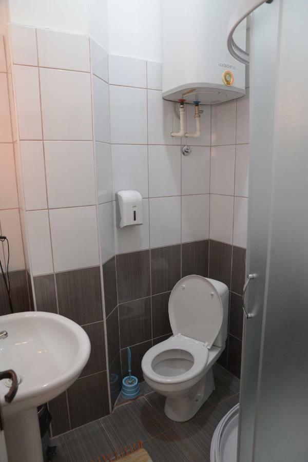 Guest House Golden Coin Ni Esterno foto