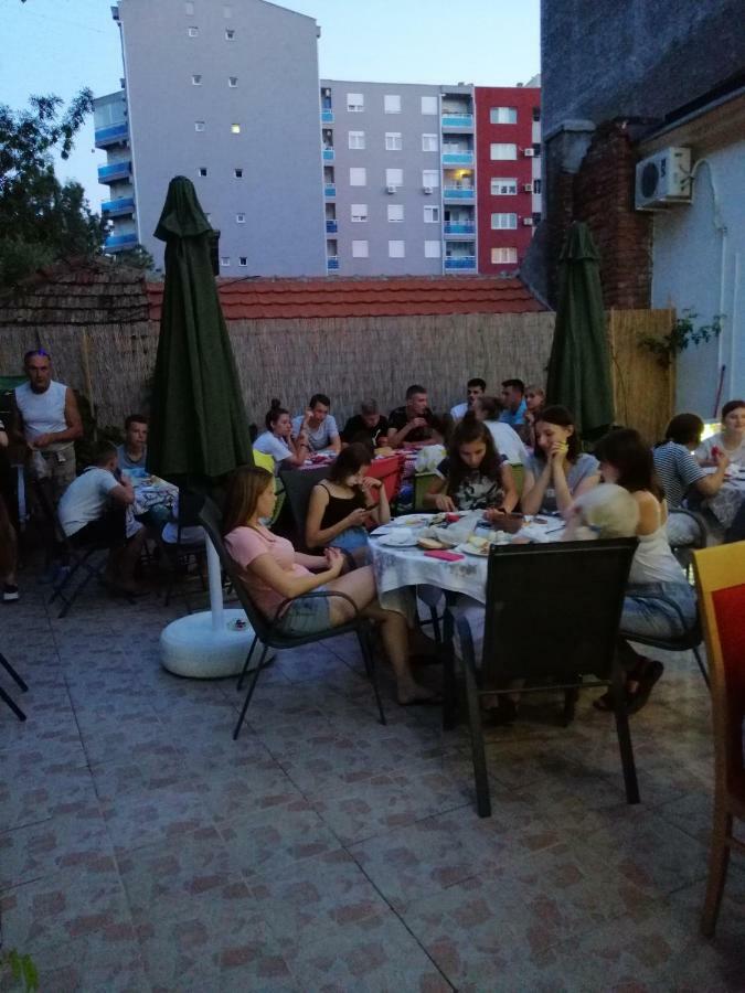 Guest House Golden Coin Ni Esterno foto