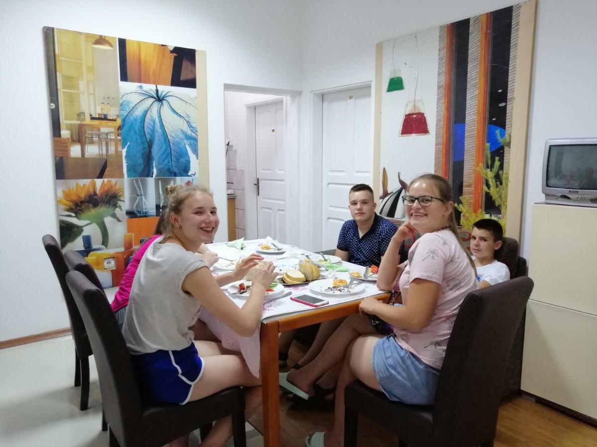 Guest House Golden Coin Ni Esterno foto